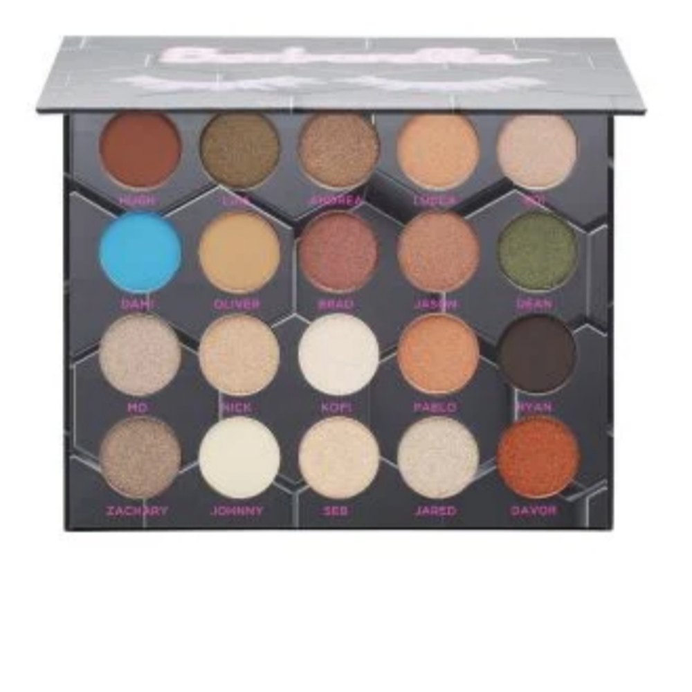 Barbarella Pallet By BeeBeauty London